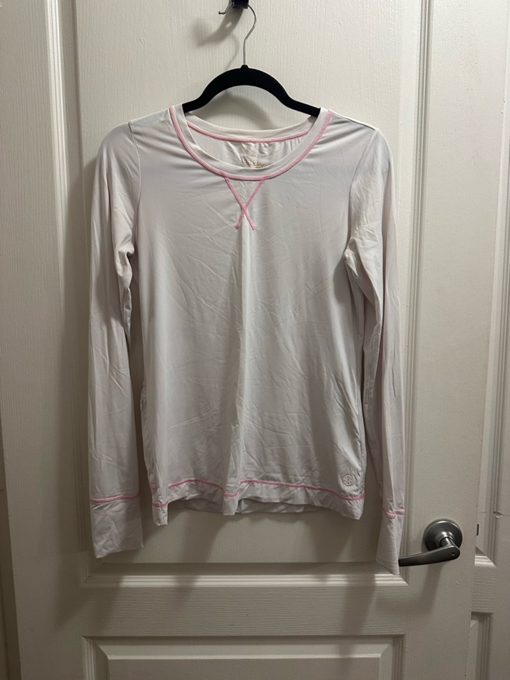 Lilly Pulitzer White Long-Sleeve Sleep Top with Pink Trim